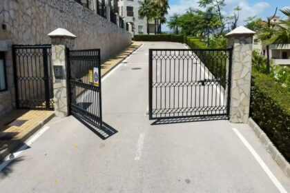 4123e2edcf0f6389ca8262982858b729 - 21