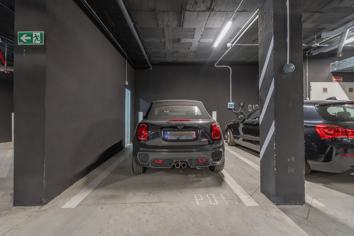 41c282c503b8c86c7734e9ea7fb7ec28 - 33