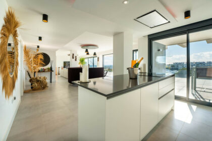 41ea0f3361cb5f335f9fe3460378d894 - 1