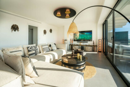 41ea0f3361cb5f335f9fe3460378d894 - 10