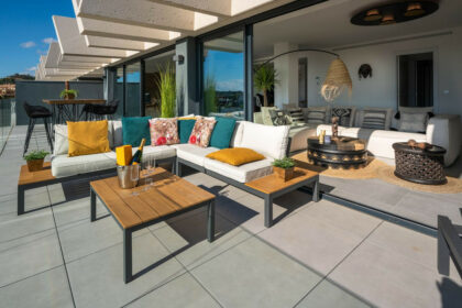 41ea0f3361cb5f335f9fe3460378d894 - 23