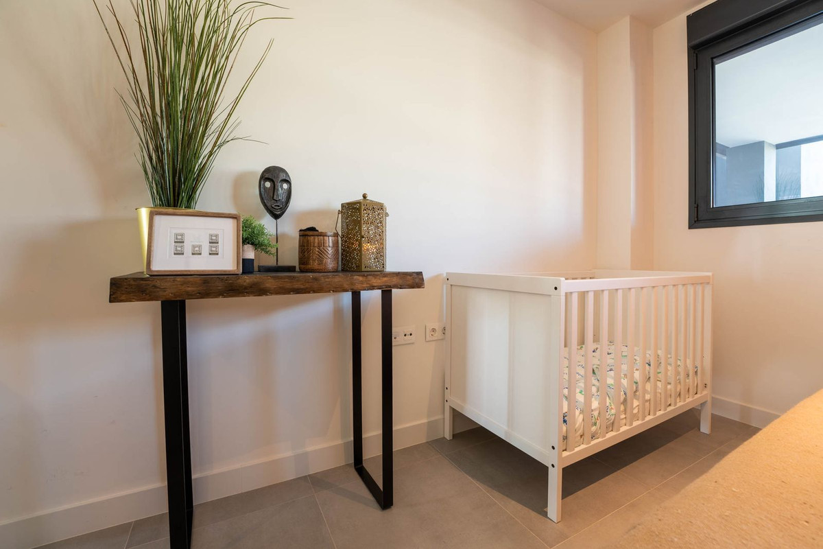 41ea0f3361cb5f335f9fe3460378d894 - 33