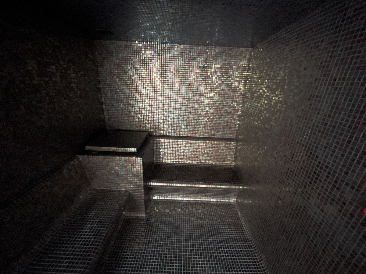 41ea0f3361cb5f335f9fe3460378d894 - 43