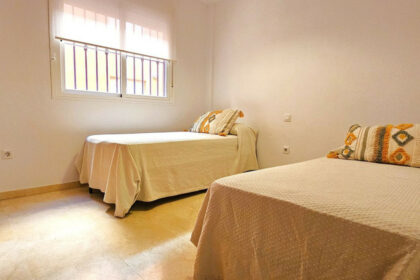 4279792802658ad6375b47905e711ba0 - 17