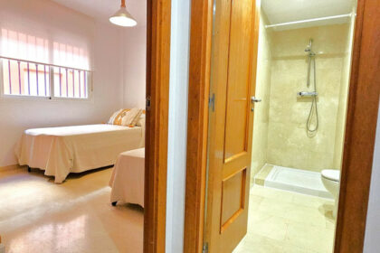 4279792802658ad6375b47905e711ba0 - 18