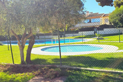 4279792802658ad6375b47905e711ba0 - 33