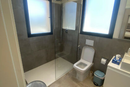 430c6501e345974a1458ea332d344fff - 11