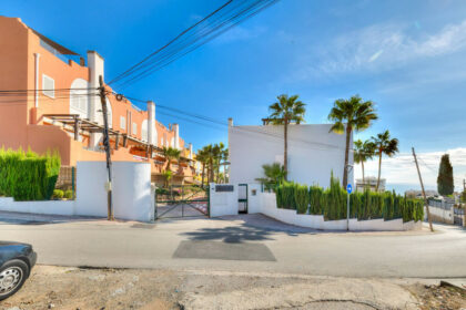 431527ee0e2f47af39869f5f9abdafd3 - 29