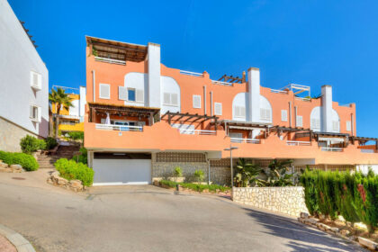 431527ee0e2f47af39869f5f9abdafd3 - 30