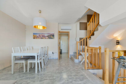 431527ee0e2f47af39869f5f9abdafd3 - 8