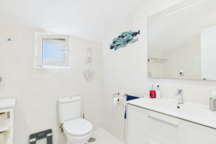 4380f8d1f807d2e1b66699d86d4df31b - 14