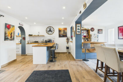 4380f8d1f807d2e1b66699d86d4df31b - 5