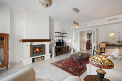 43a5dfe9a496d3e98fcc7e6485a7be7e - 10