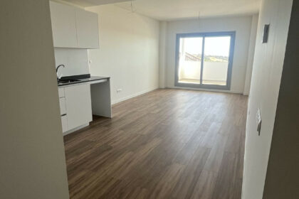 43aeeeea9d280e18fe8cb82212257753 - 11