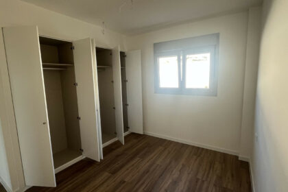 43aeeeea9d280e18fe8cb82212257753 - 18