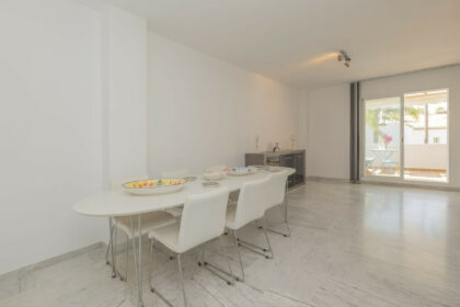 43e2f13b63bd0b95641d90e3ac807dfe - 25