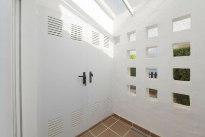 43e2f13b63bd0b95641d90e3ac807dfe - 28