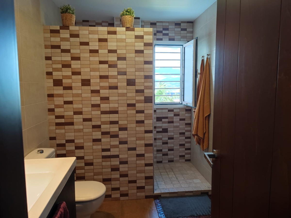 43ea2e881915fb7286ccd05cad988509 - 17