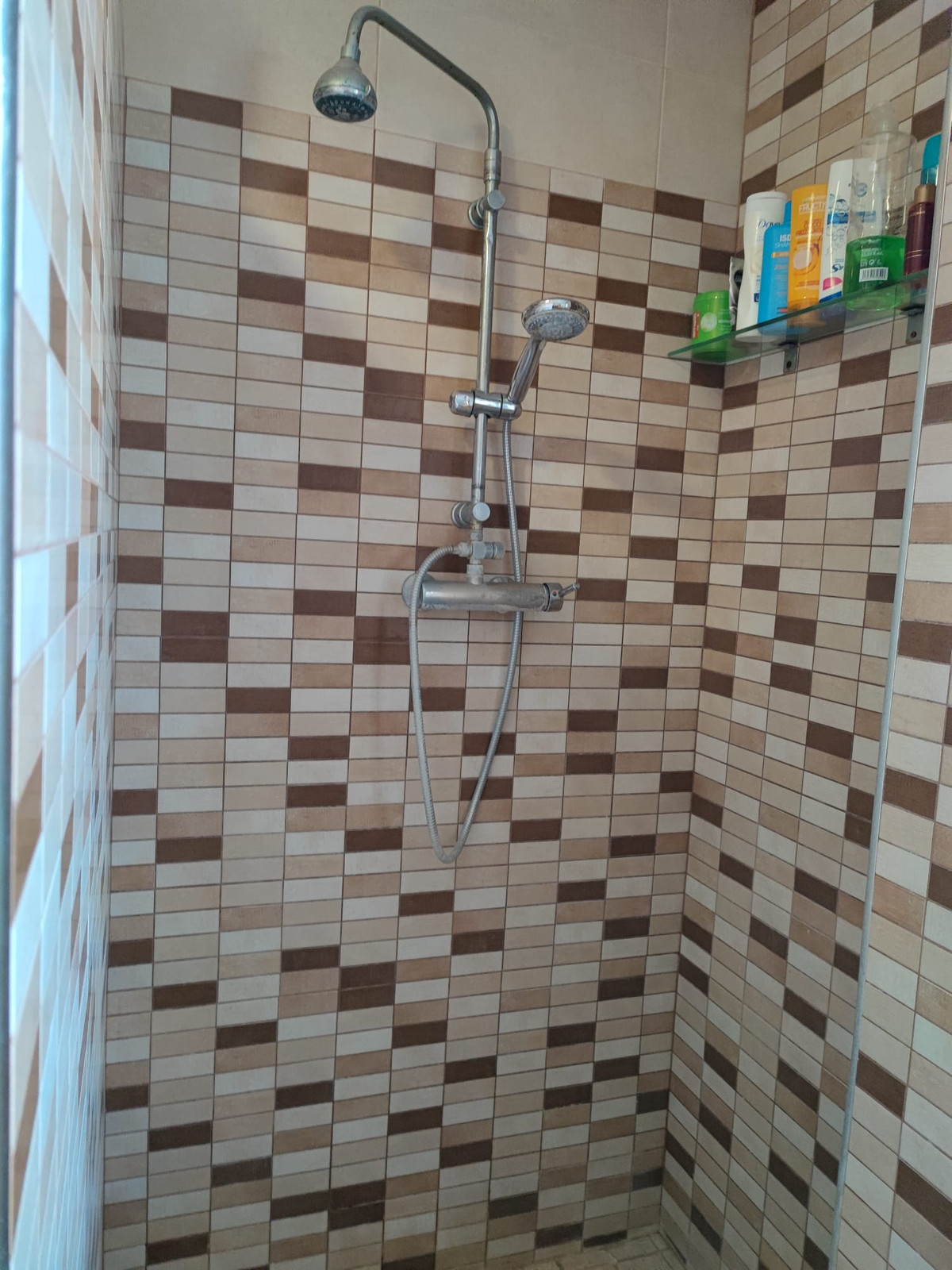 43ea2e881915fb7286ccd05cad988509 - 18