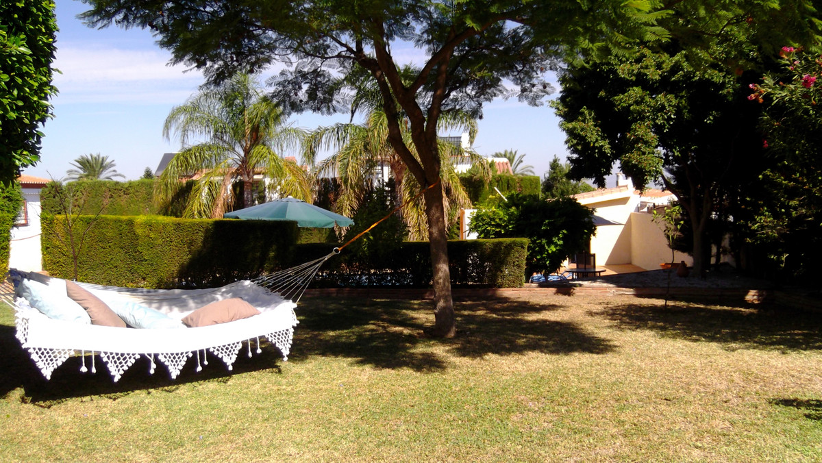 43ea2e881915fb7286ccd05cad988509 - 27