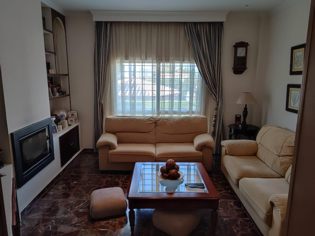 43ea2e881915fb7286ccd05cad988509 - 3