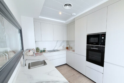 44638b145d1f5d5d50f4b72296472e85 - 9