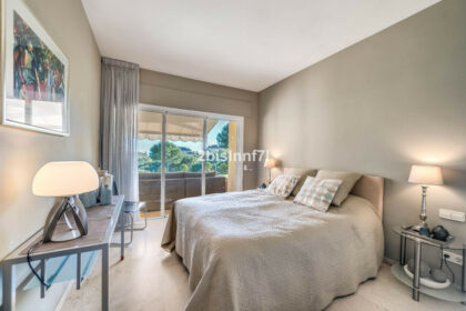 449a584c16a76941edd3095abdda5802 - 12