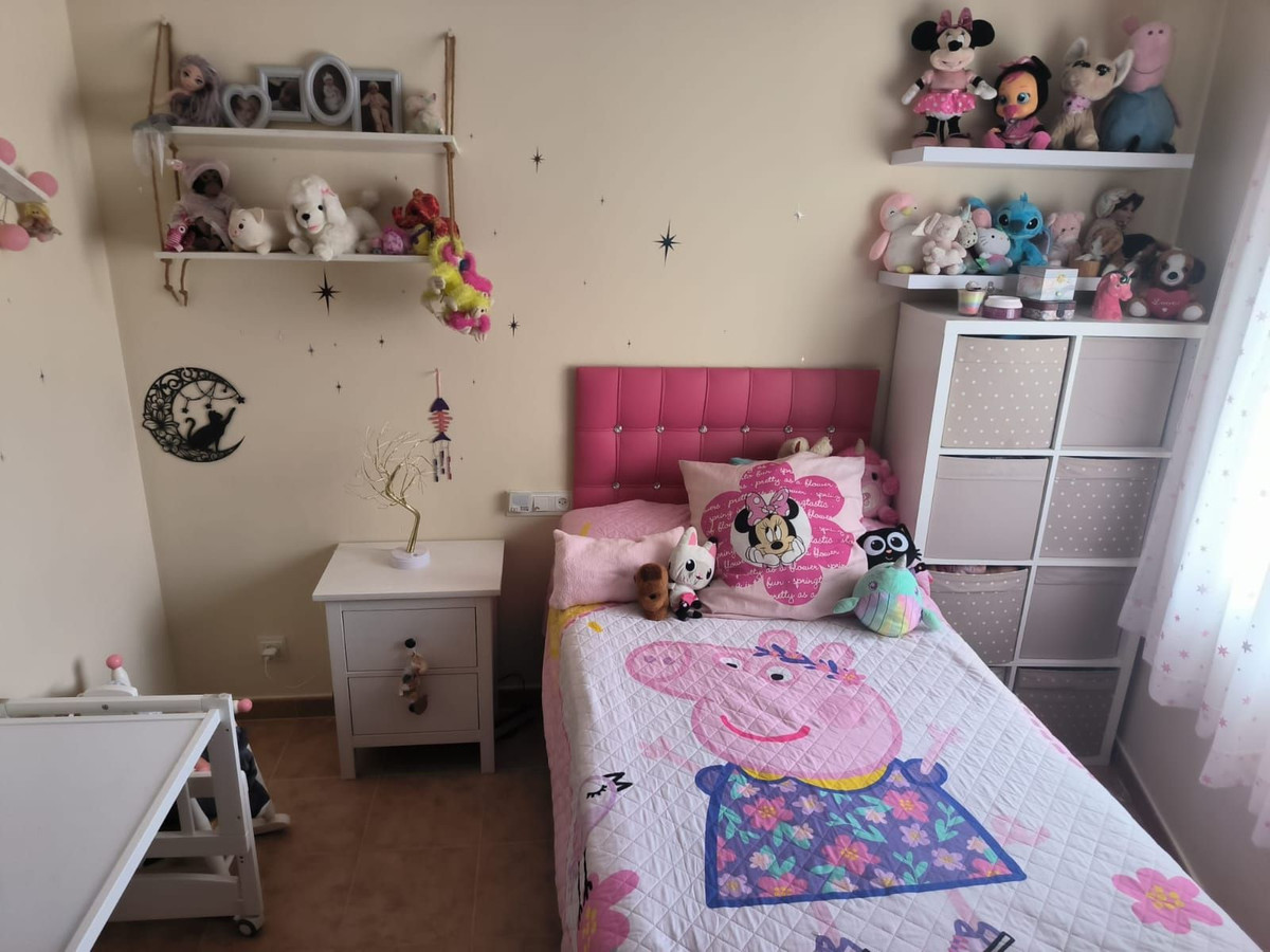 44c58f0ac8579eec9057747d1aec22cc - 17