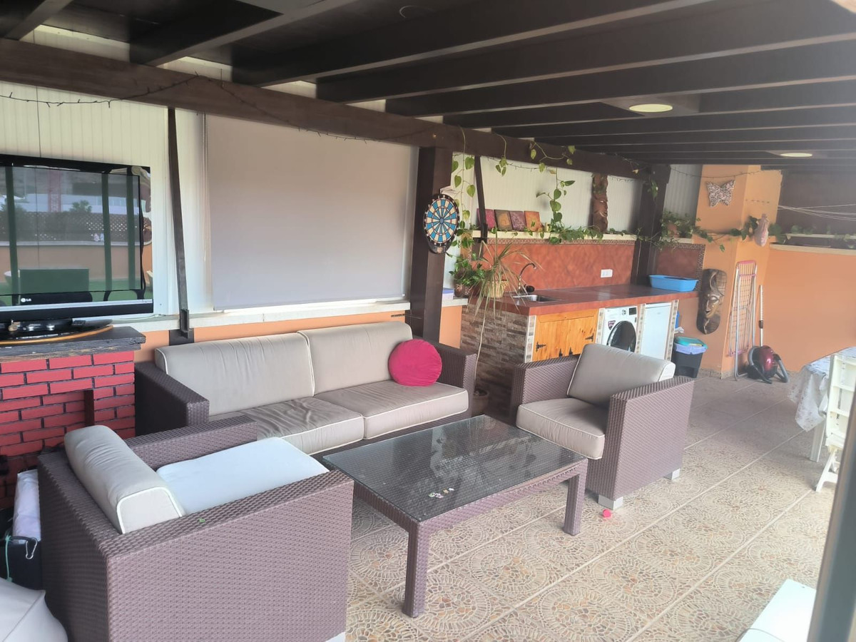 44c58f0ac8579eec9057747d1aec22cc - 28