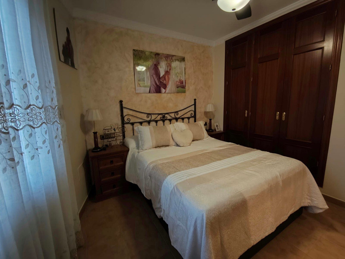 44c58f0ac8579eec9057747d1aec22cc - 4