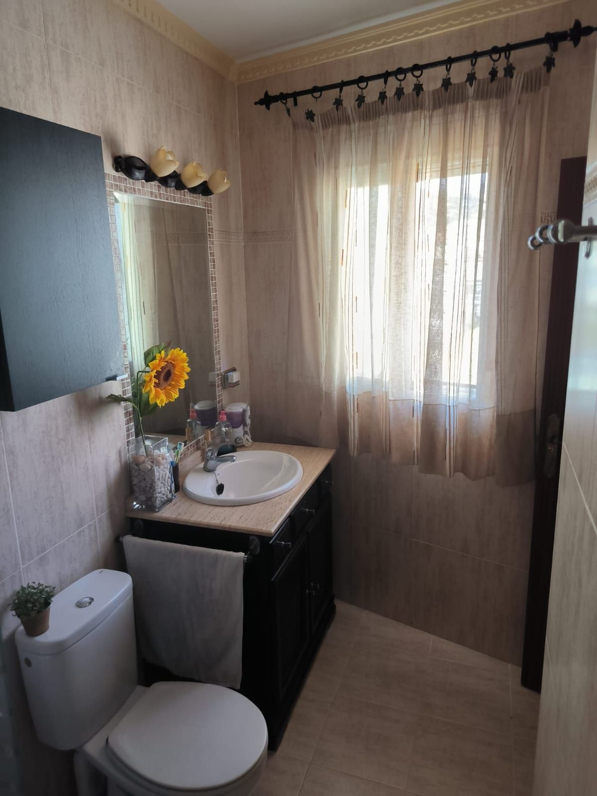 44c58f0ac8579eec9057747d1aec22cc - 40