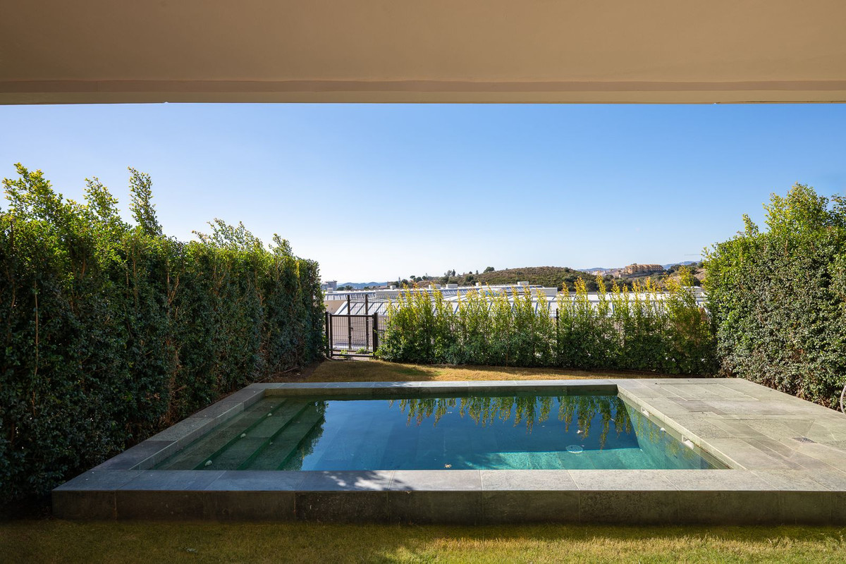 44cb1ea74cdd104253cef999a79a1036 - 13