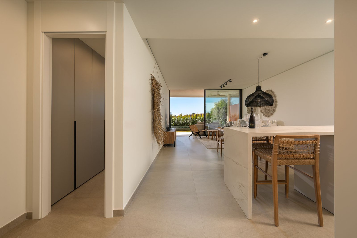 44cb1ea74cdd104253cef999a79a1036 - 14