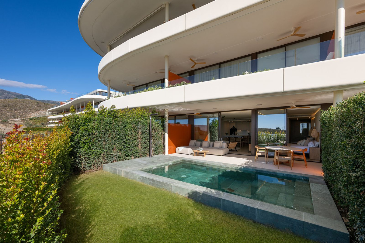 44cb1ea74cdd104253cef999a79a1036 - 16