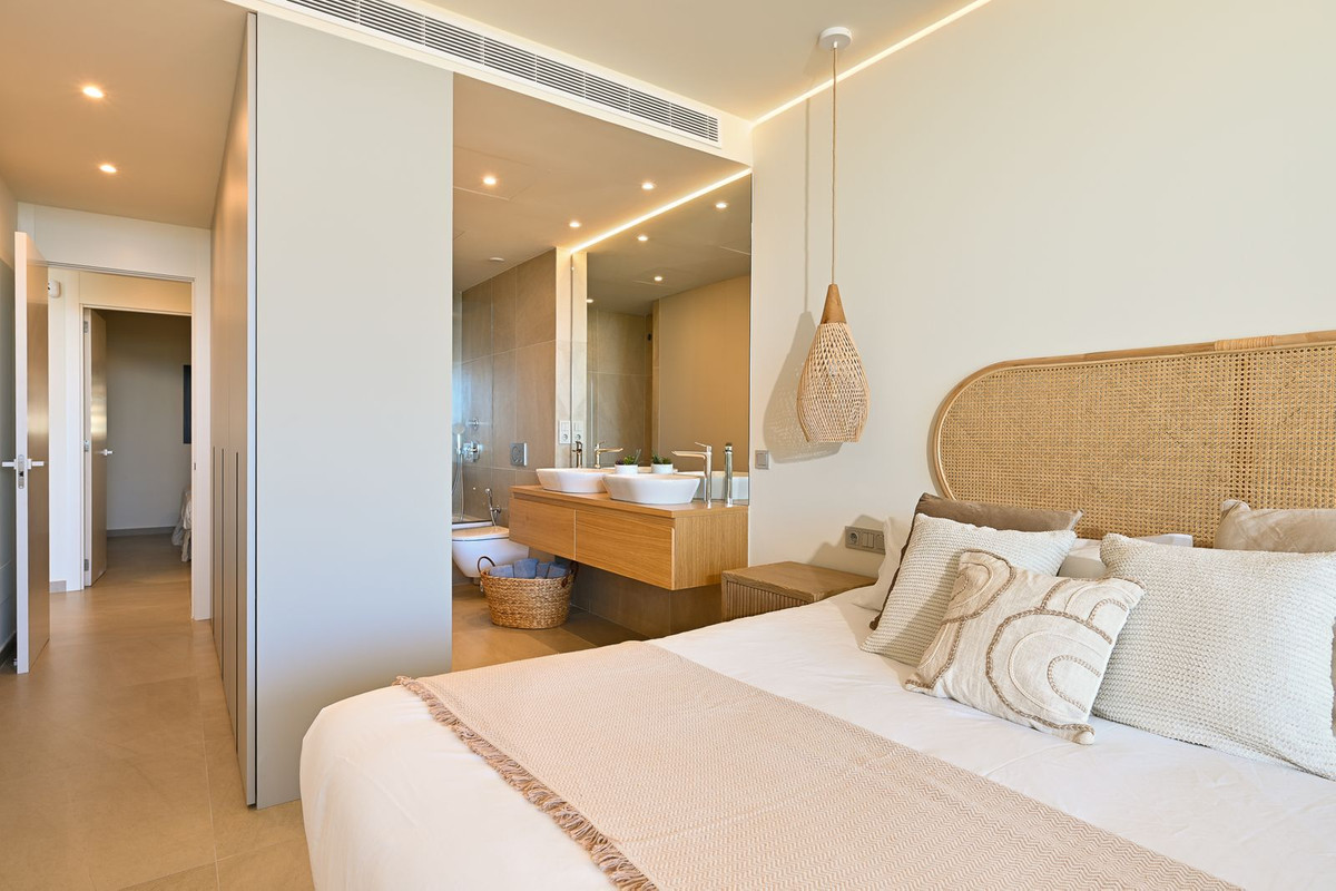 44cb1ea74cdd104253cef999a79a1036 - 9