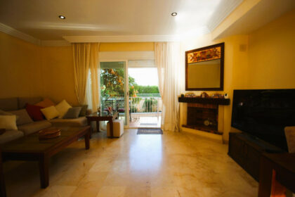 44cff7f87fae2542f0ff29ee4b7c9e8e - 17