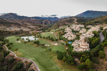 4537d5228a4d5391ef0dc9c77c03595c - 31