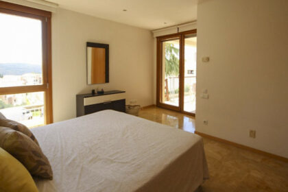 45956e1e60aedd586772ec60378c79d7 - 15