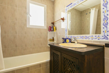 4601bd2eb3f947be33e127e966e9c38b - 10