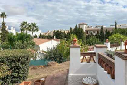 46020697c00fbb466743ba966328afd1 - 23