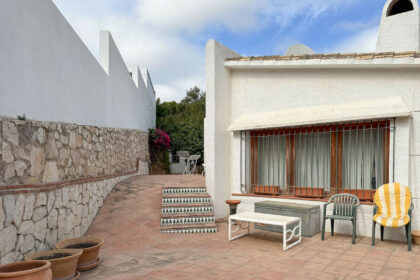 46020697c00fbb466743ba966328afd1 - 24