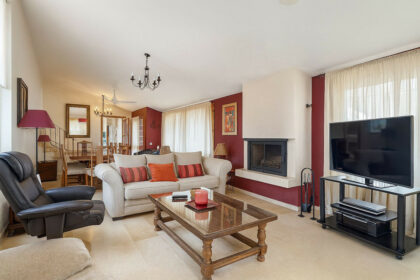 46020697c00fbb466743ba966328afd1 - 6