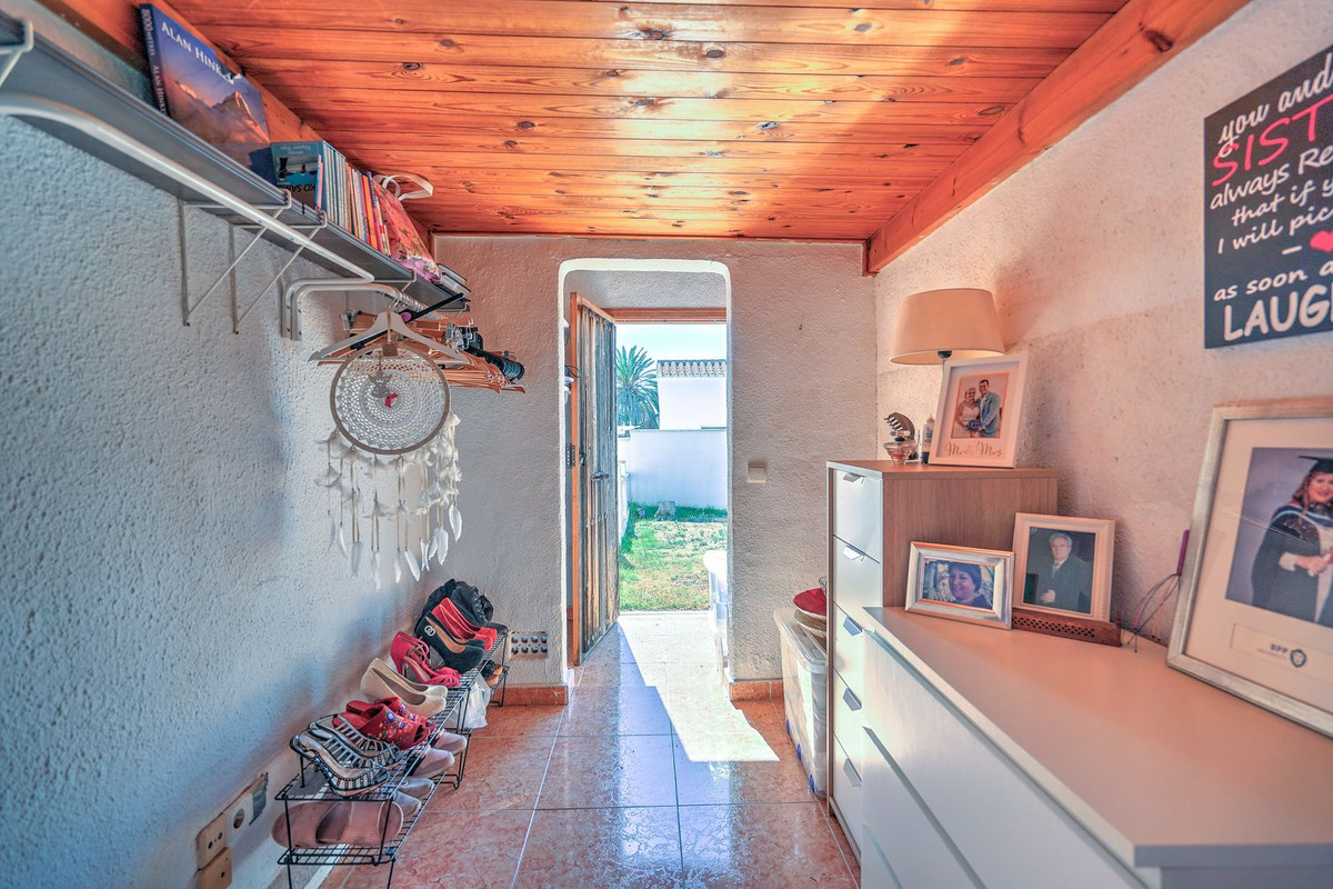 4610c4c76e8ab1806790ec2dc6e47420 - 12