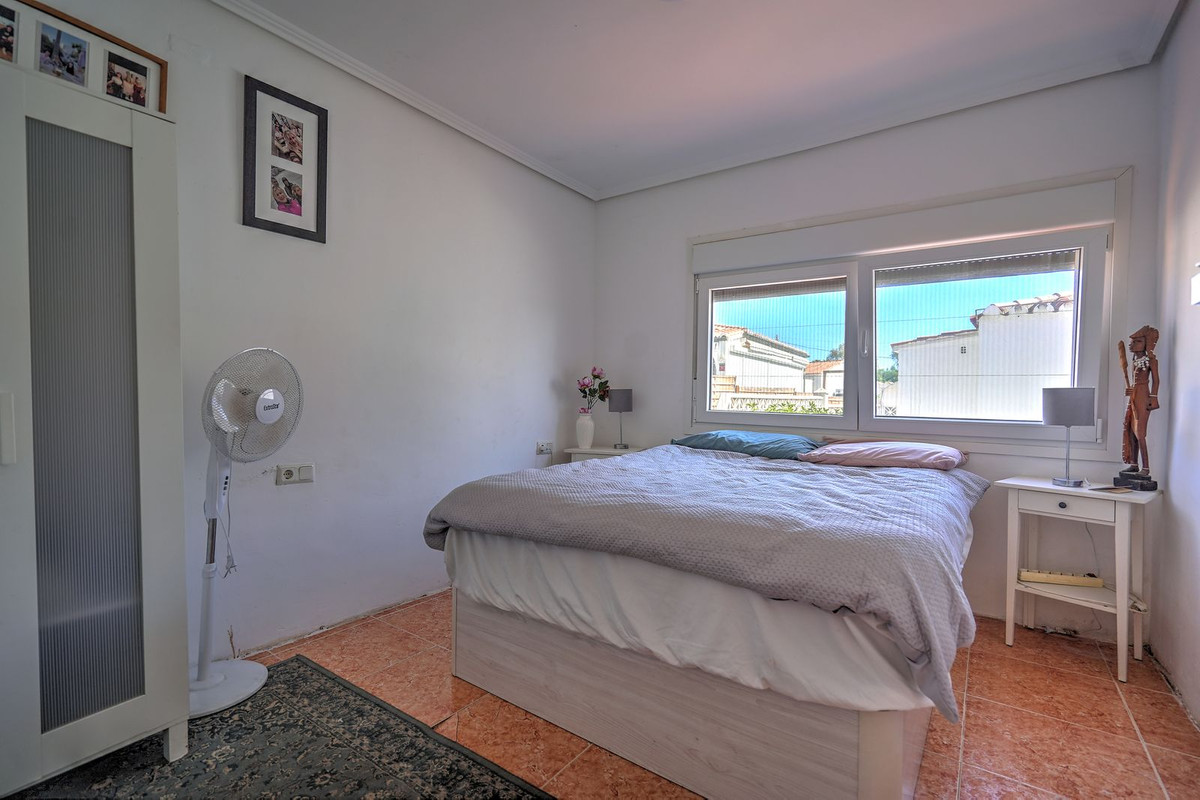 4610c4c76e8ab1806790ec2dc6e47420 - 9