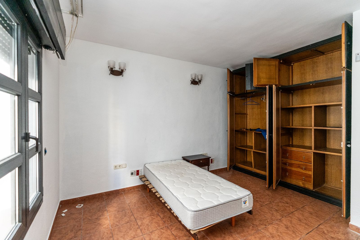 467279f2aa634ce1e3bf4ca3ab245d60 - 3