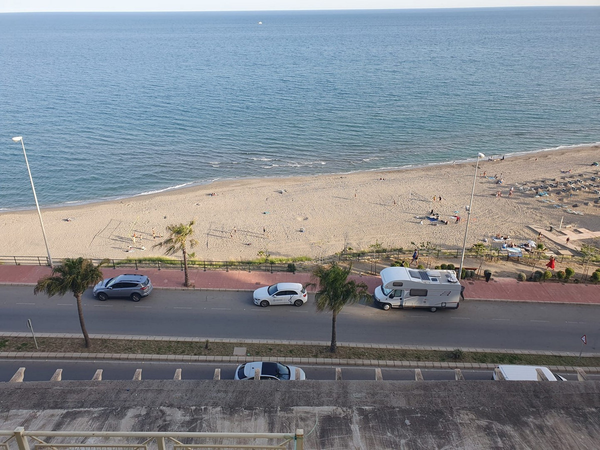 46824c53981e4d5c3f683c2ff22caedf - 43