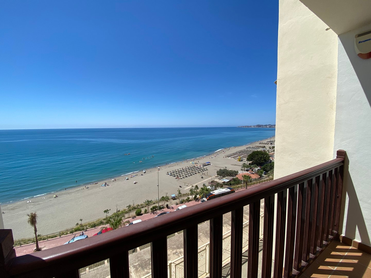 46824c53981e4d5c3f683c2ff22caedf - 46