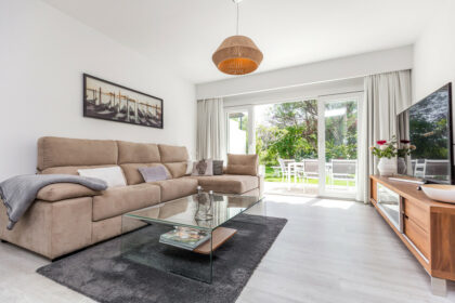 468820f68f8b601817f019eb11a8e2ae - 13