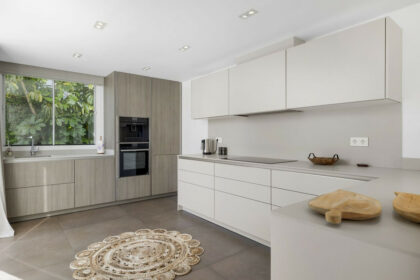 46a345aa87177fb6ff7b7cd0a566138a - 13