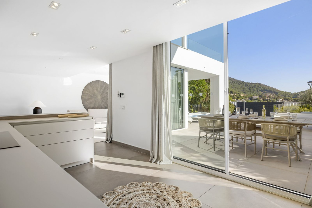 46a345aa87177fb6ff7b7cd0a566138a - 14